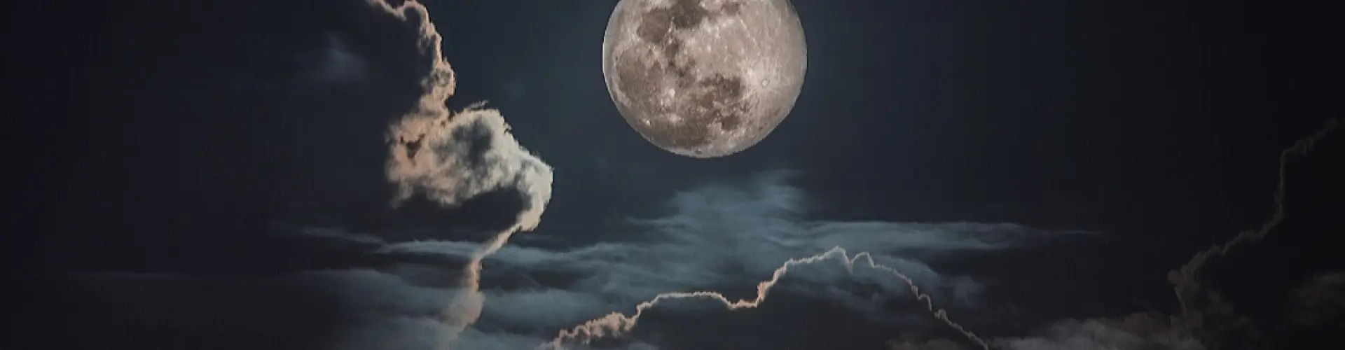 Meditación Sagrada de Luna Llena - Online Class by Cassaundra Paolini